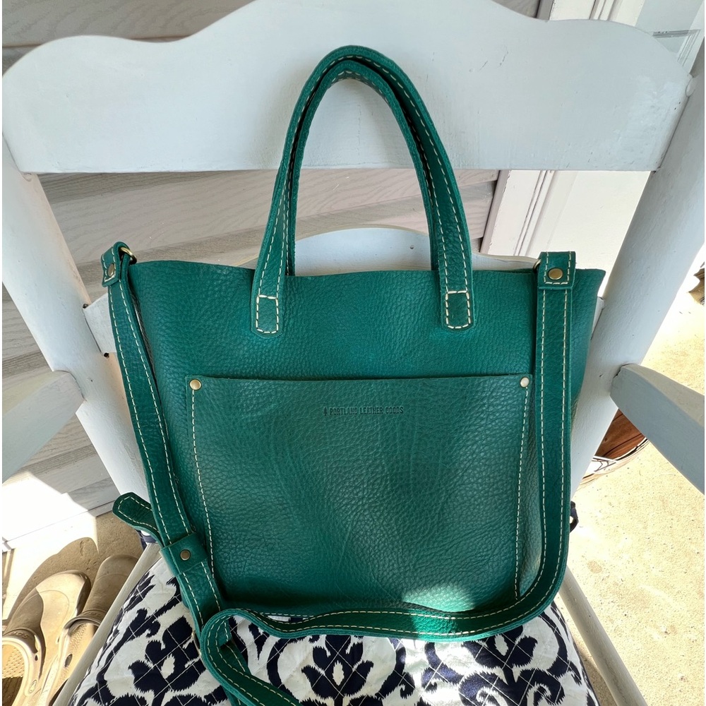 Portland Leather Medium crossbody